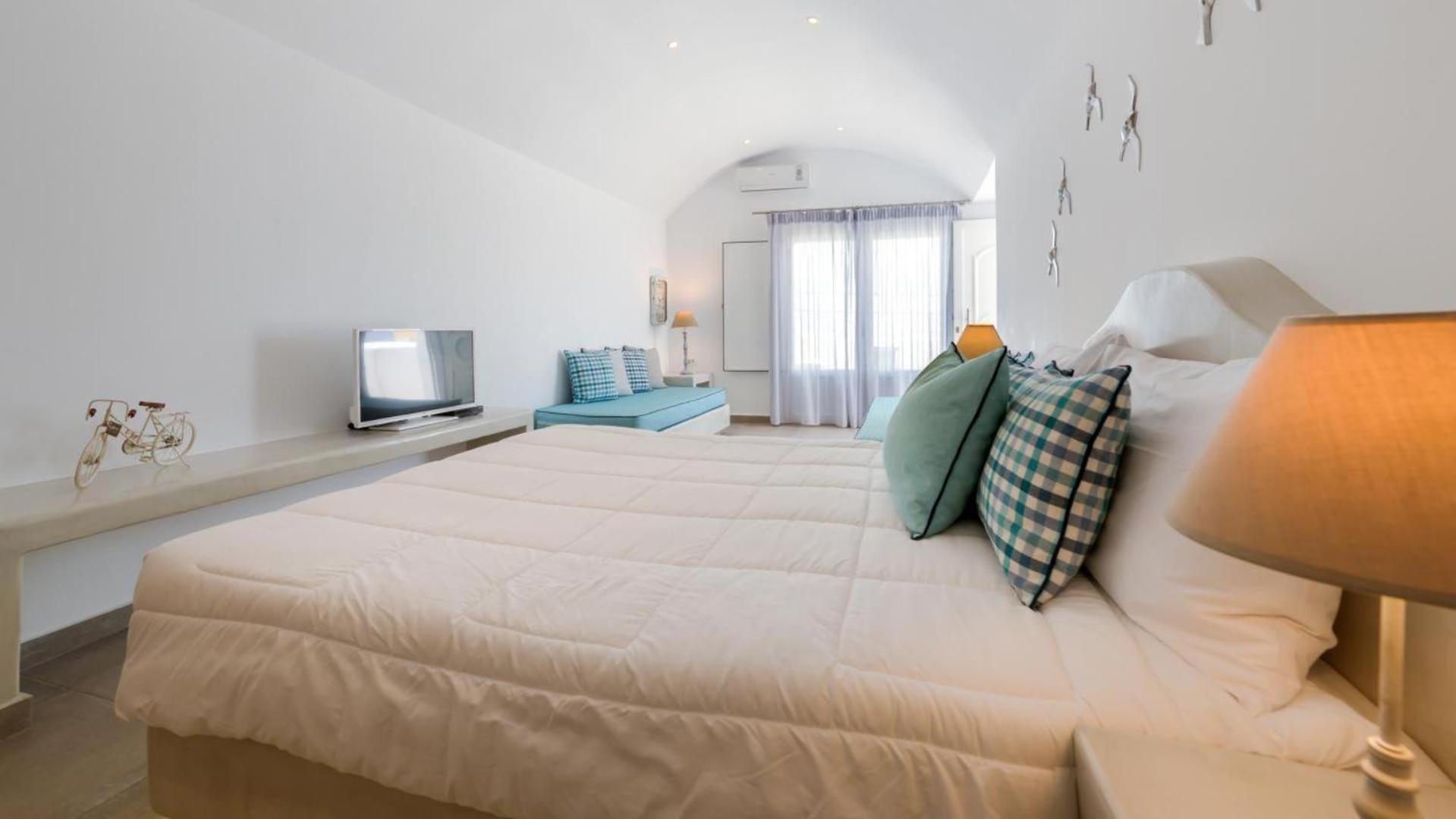 B Suites Fira  Ngoại thất bức ảnh