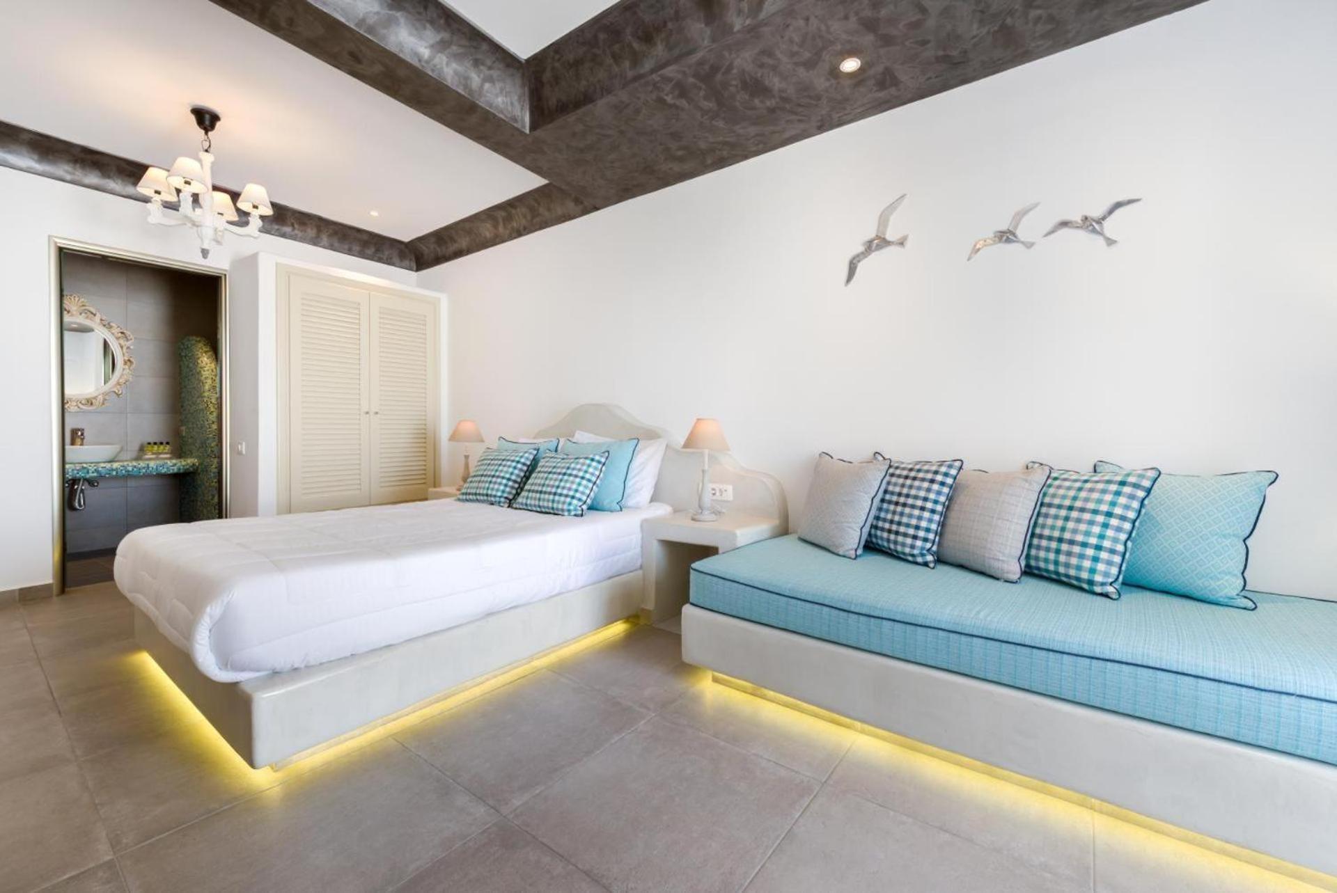 B Suites Fira  Ngoại thất bức ảnh