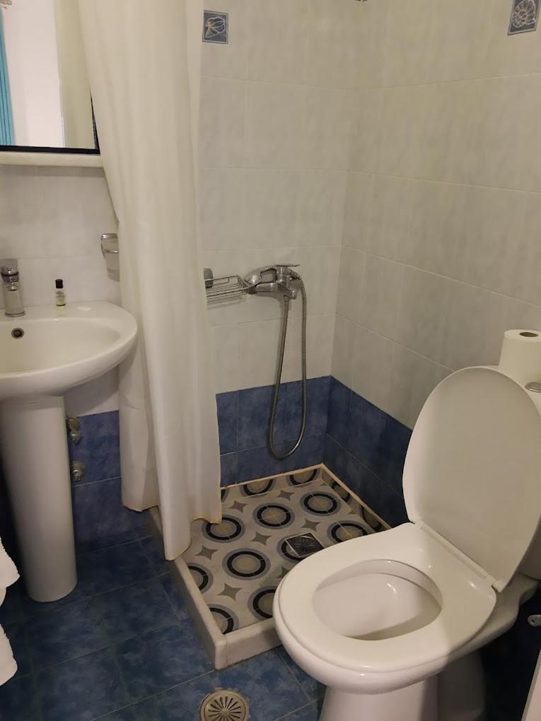 B Suites Fira  Phòng bức ảnh