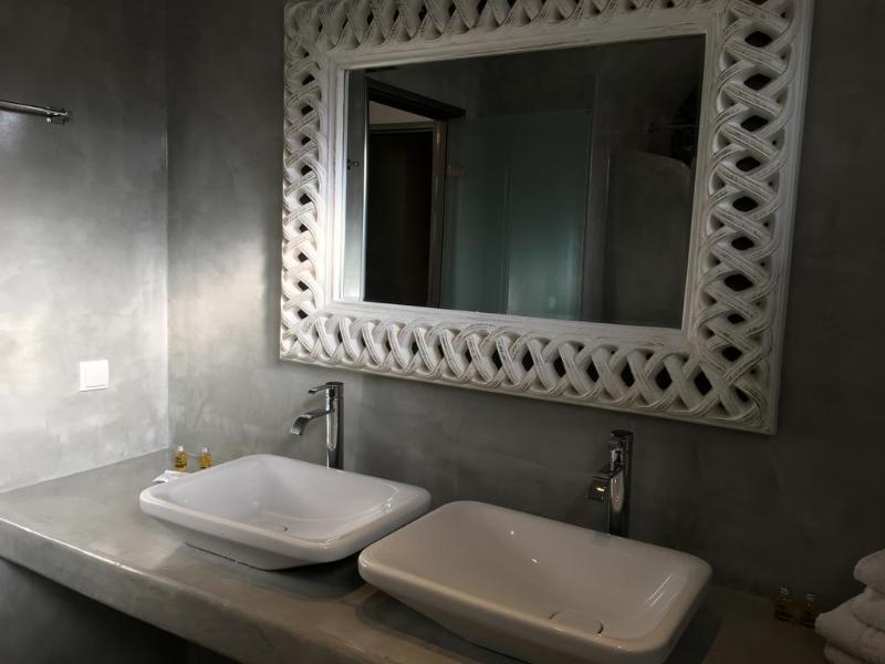 B Suites Fira  Ngoại thất bức ảnh