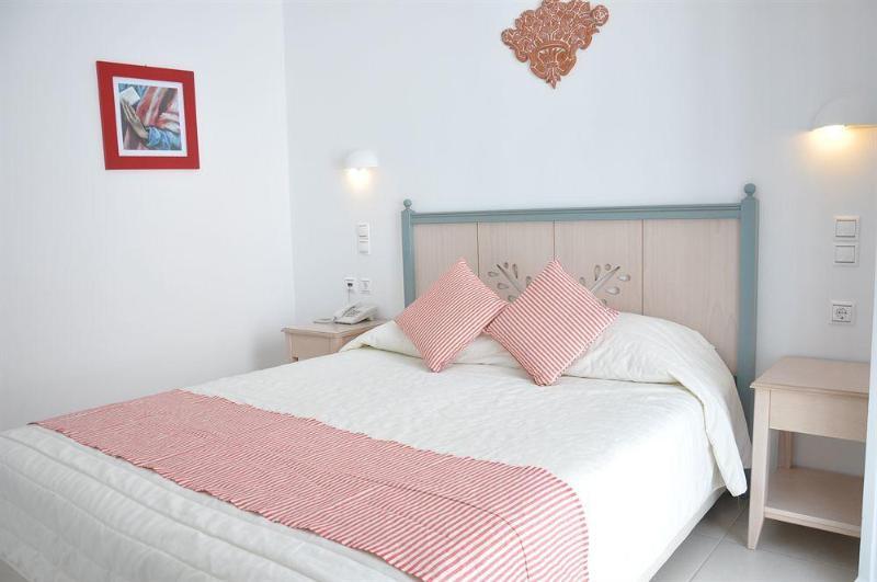 B Suites Fira  Ngoại thất bức ảnh
